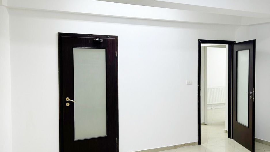 PARTER - Spatiu Birouri in Centrul Orasului | 230 mp | Com 0% - Poză 6