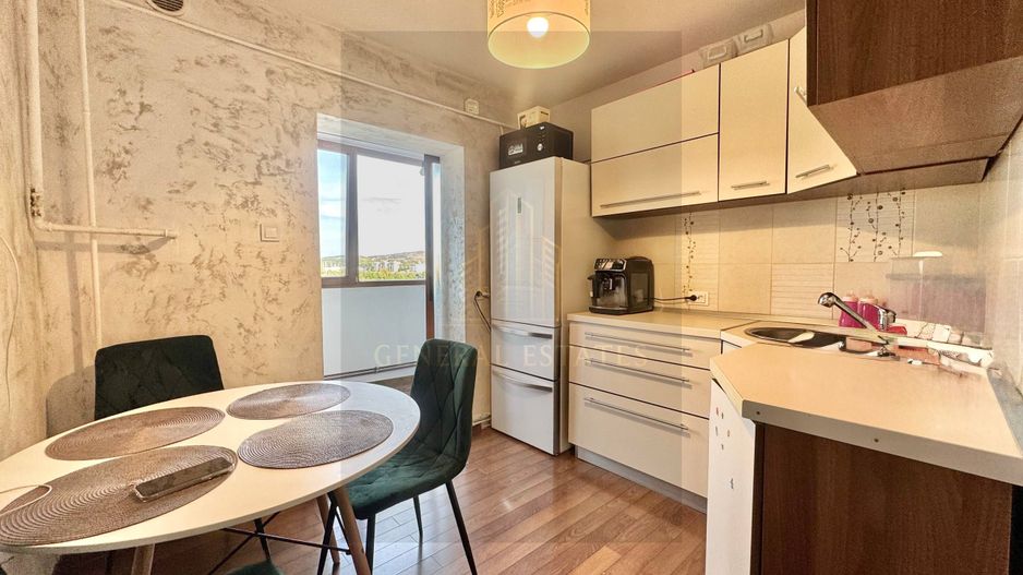 Spre Vânzare apartament cu 3 camere - 72 m.p - Nicolina, Iași - Poză 3