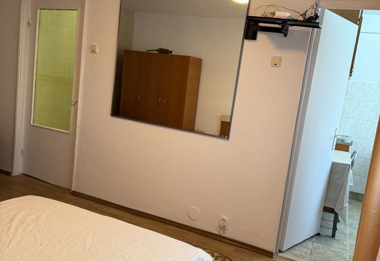 Garsonieră în Brazdă lui Novac - Poză 3