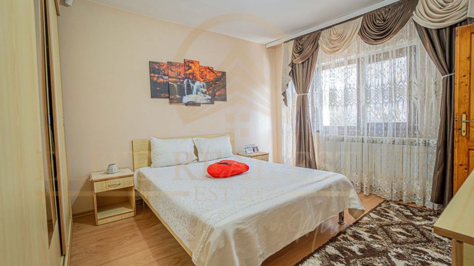 Agigea - Vila D+P+1E+M pe un teren de 772 mp cu o deschidere de 21,46 m. - Poză 25