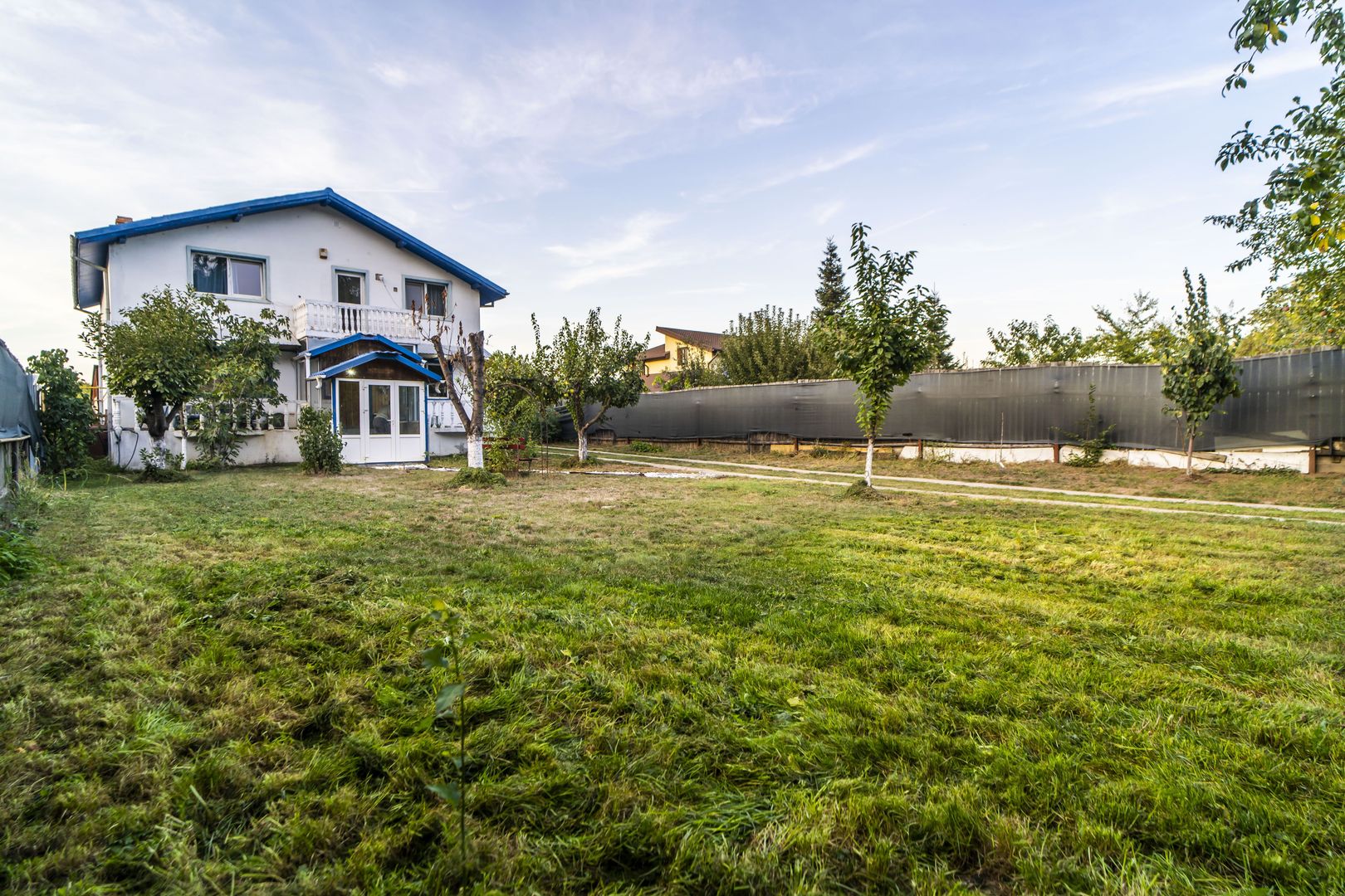 Ciorogarla, stradal, spatiu birou / sediu firma / pretabil investitie - Poză 1