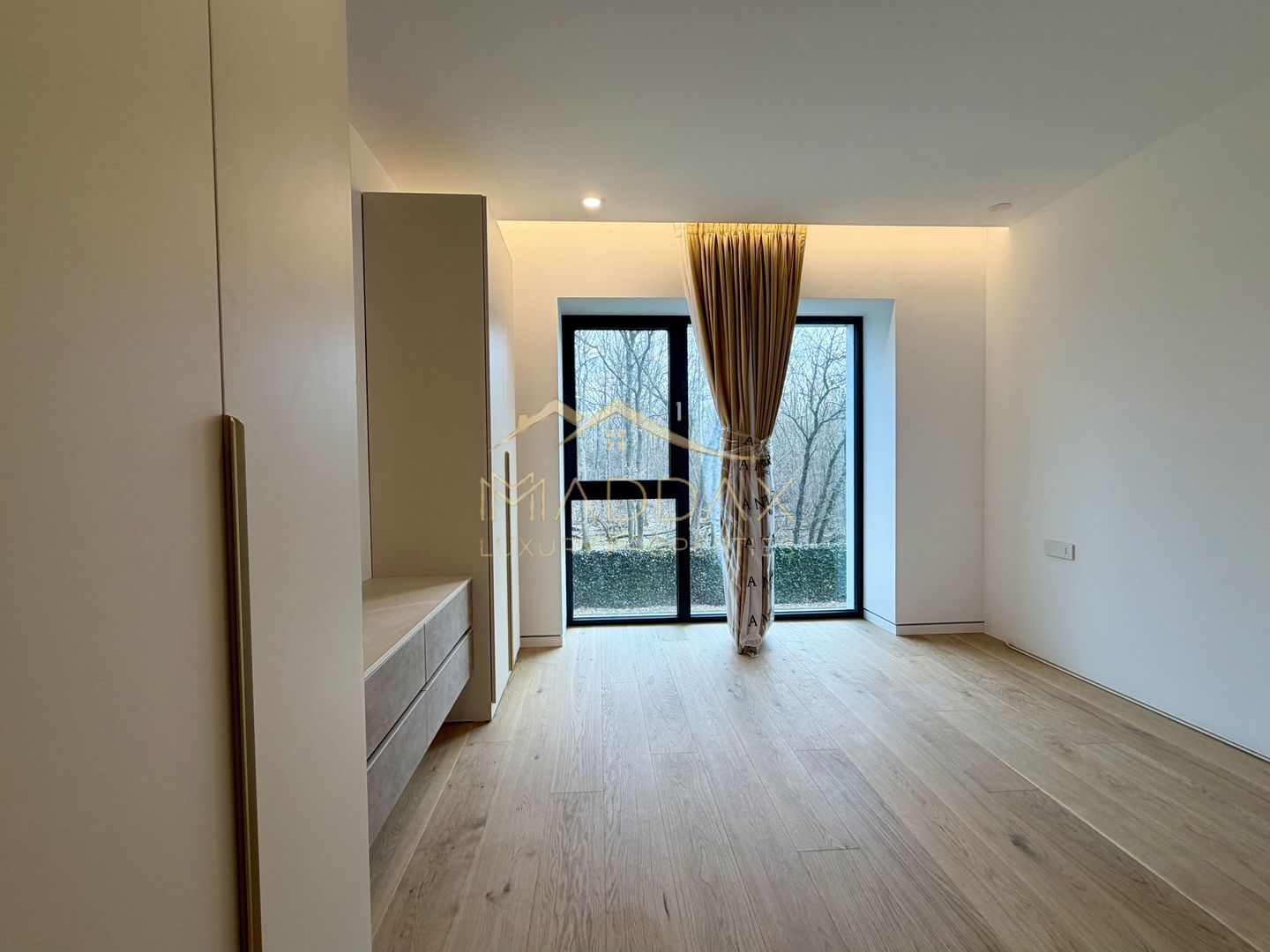 Apartament cu 4 camere *183mp* - Prima Inchiriere // Stejarii - Baneasa - Poză 26