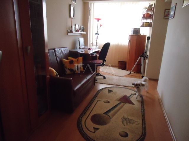 Apartament cu 4 camere de vânzare - Poză 10