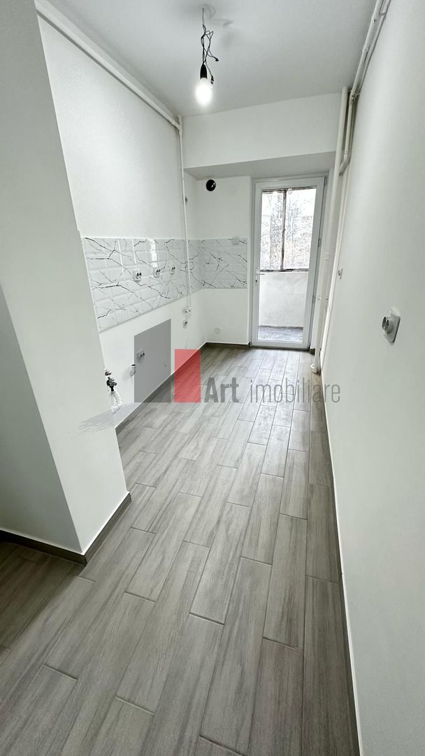 Apartament 3 camere metrou Romancierilor,centrala proprie - Poză 6