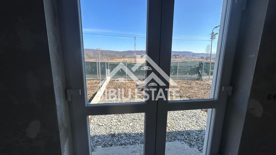 Casa duplex de vanzare 4 camere, 2 bai-s.u. 142 mp. PRET AVANTAJOS - Poză 82