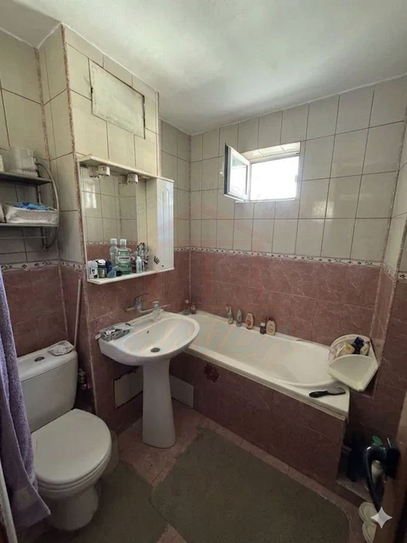 Vanzare apartament cu 3 camere, Mazepa 2, 73 mp, 104.900 EURO - Poză 4