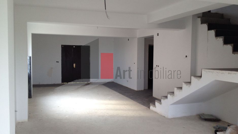 6 camere | 4 bai | 367 mp | 225000 euro |  Cartier Henri Coanda - Poză 2