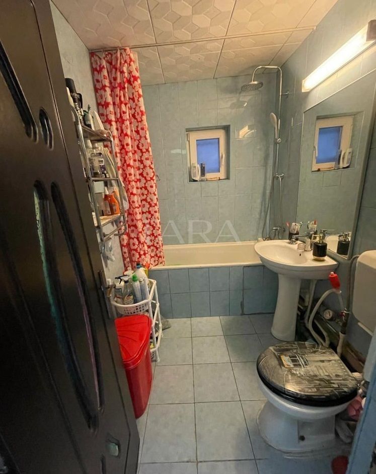Apartament cu 3 camere în Baciu - Poză 6