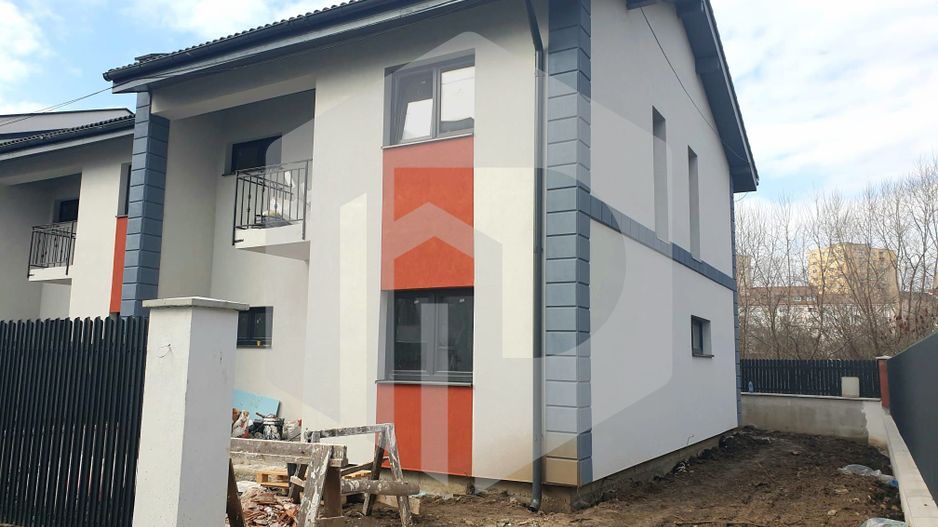 Casa in Selimbar - Zona El Gringo - 120 mpu+ gradina 216mp-Finalizata - Poză 1
