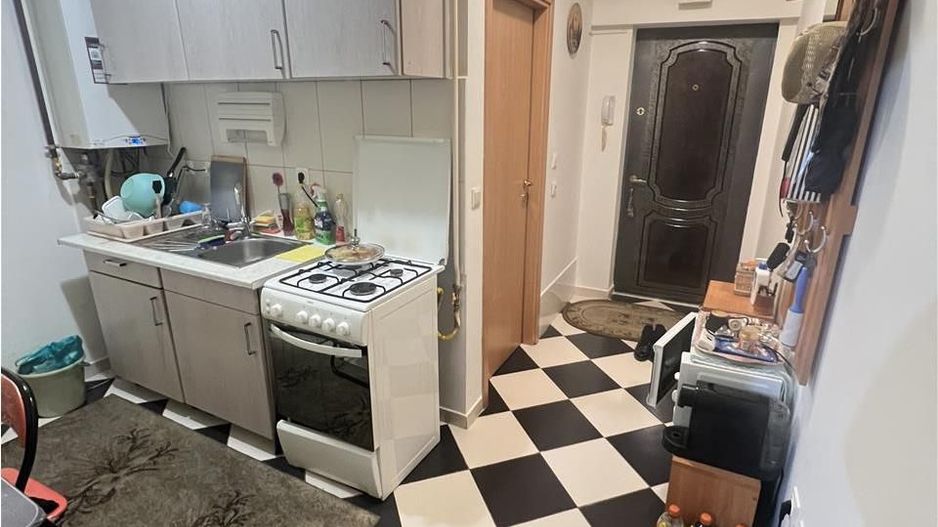 1 camera zona Sagului bloc nou etaj 1 CENTRALA PROPRIE - Poză 3