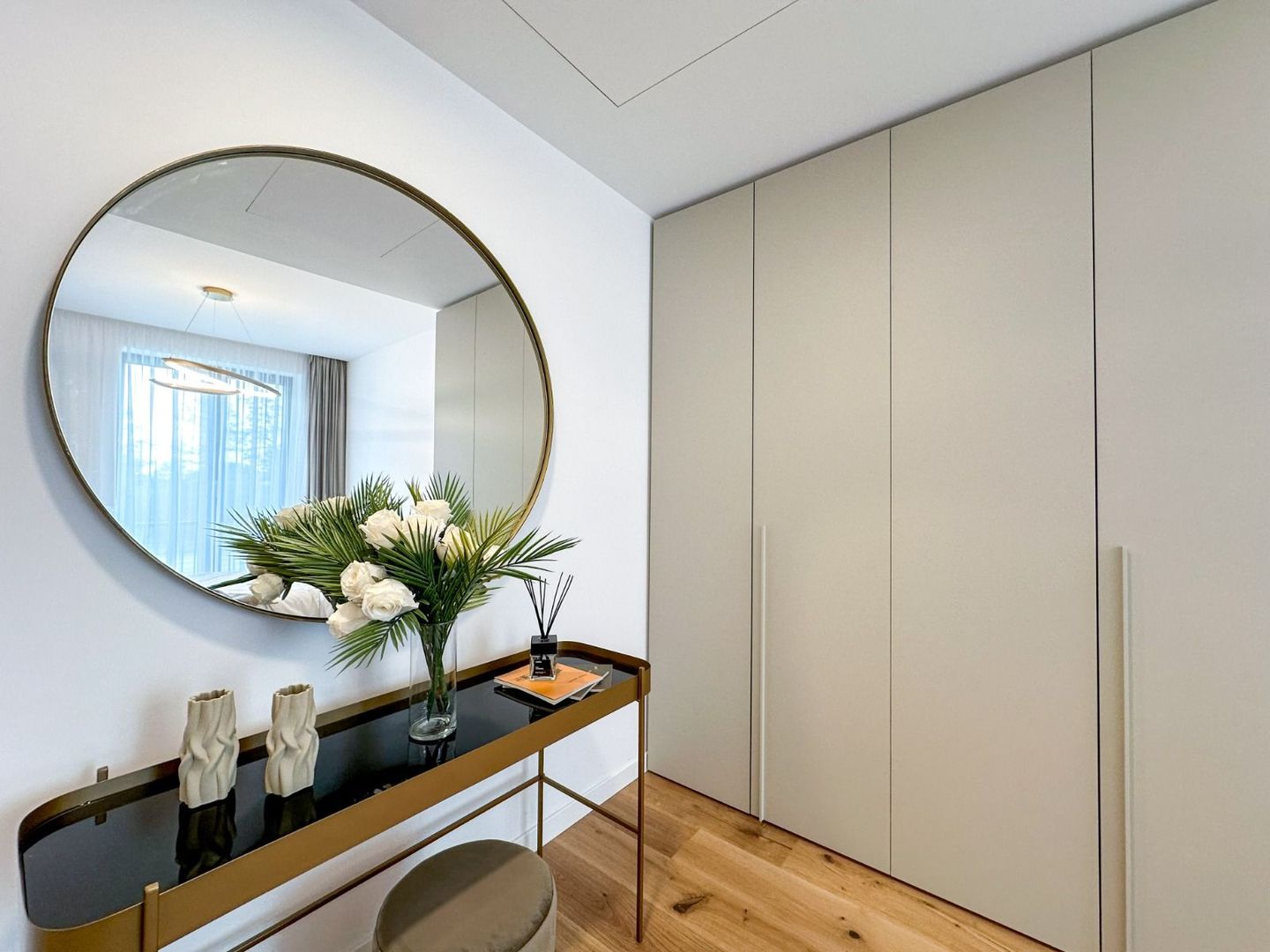 Apartament de 3 camere in Amber Forest - Poză 14