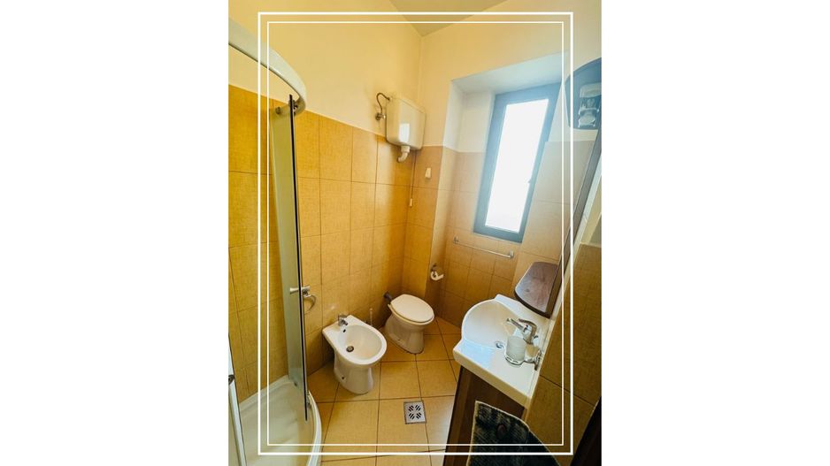 De vanzare 2 apartament istoric confort lux ultracentral Mobilate Arad - Poză 19