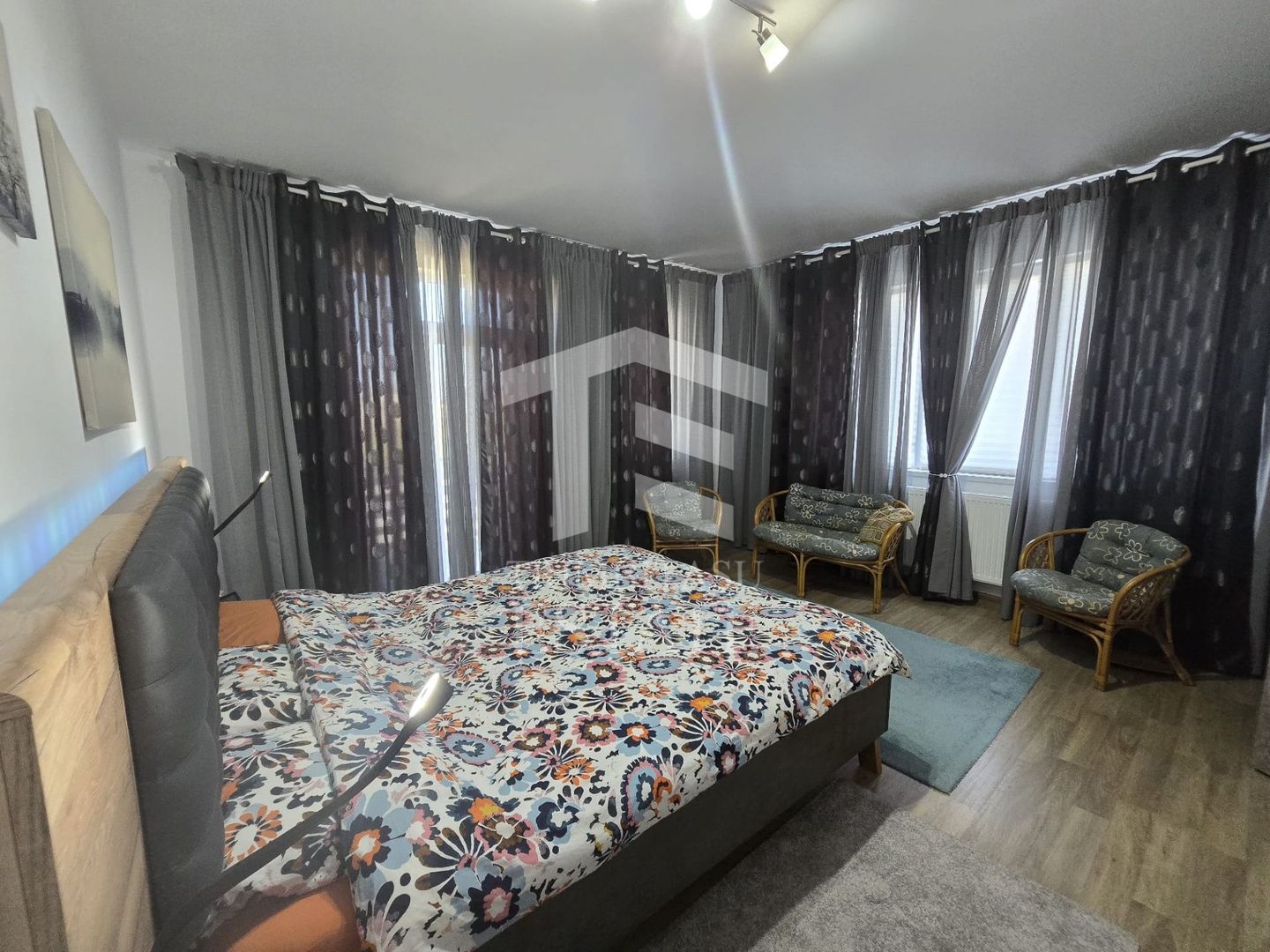 Mangalia - Vila tip duplex moderna. - Poză 9