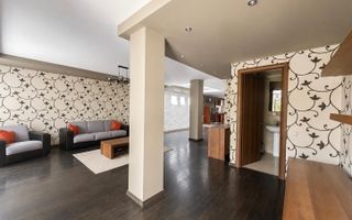 Casa de 360 mp cu sauna si garaj dublu de inchiriat in zona Buna Ziua - Poză 4