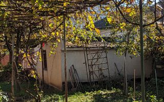 Casă 4 camere ,curte 745mp cu garaj , zonă semicentrală - Poză 11