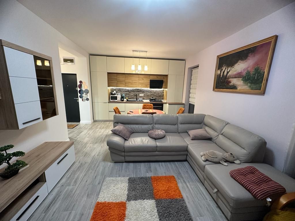 Apartament 2 camere FInisaje Premium Mobilat Utilat Clima loc parcare - Poză 1