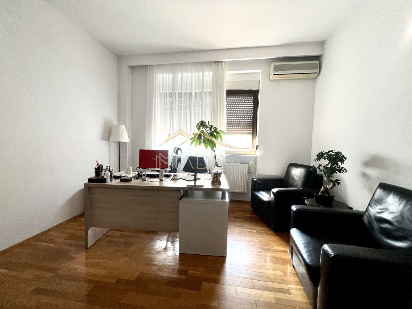 Apartament de Vanzare | 4 camere | Primaverii - Poză 18
