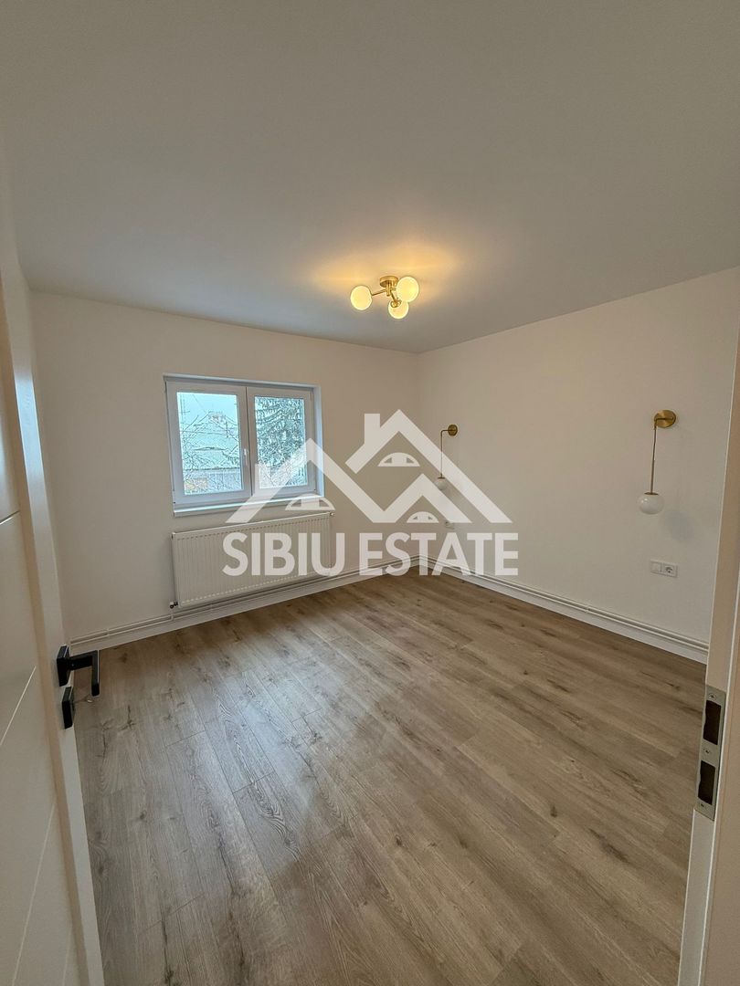 Locație excelentă! Apartament 3 camere renovat, etaj 1, Sibiu - Poză 2