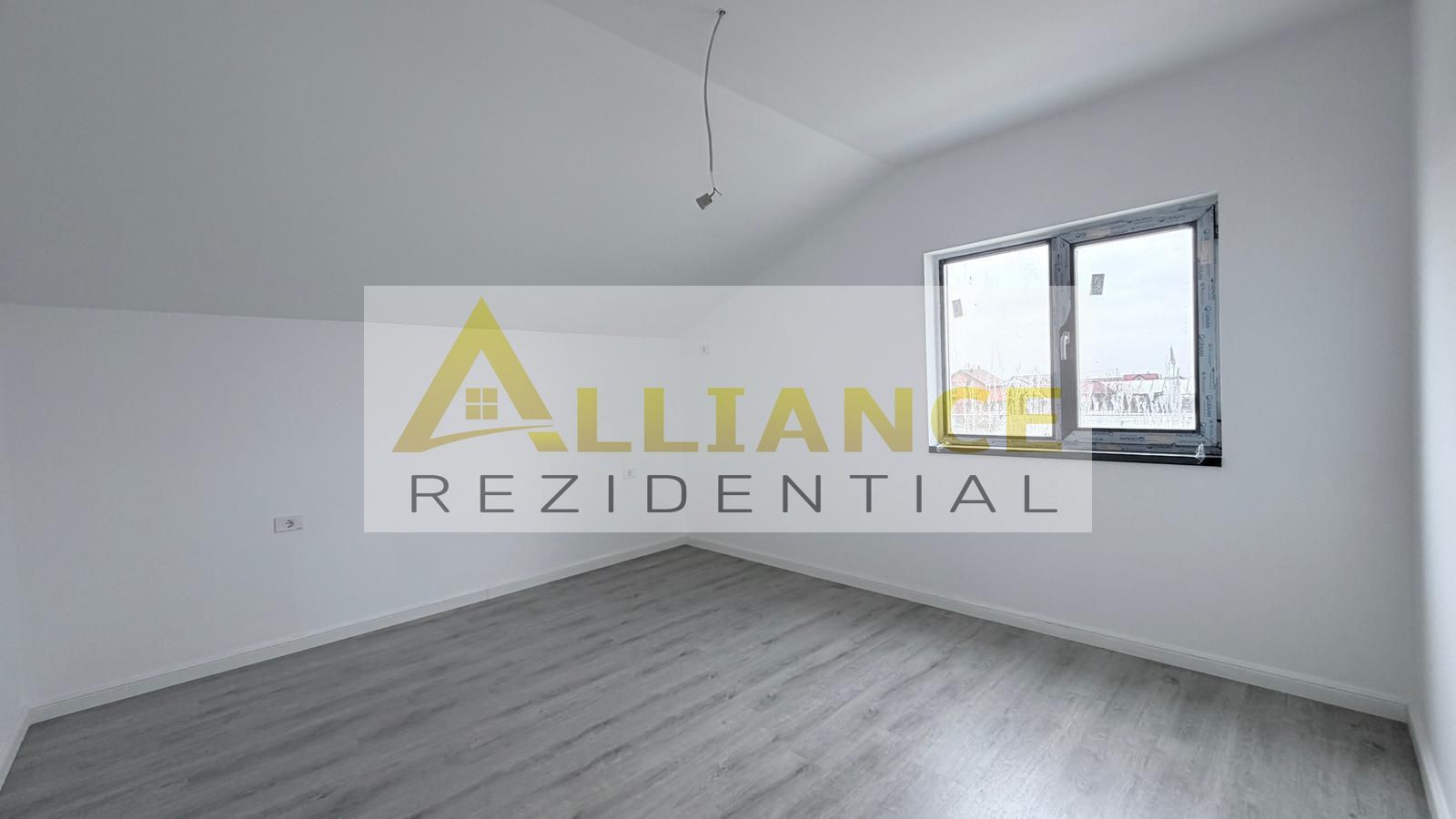 Casa Individuala P+M - 4 camere -  320mp teren - Poză 9