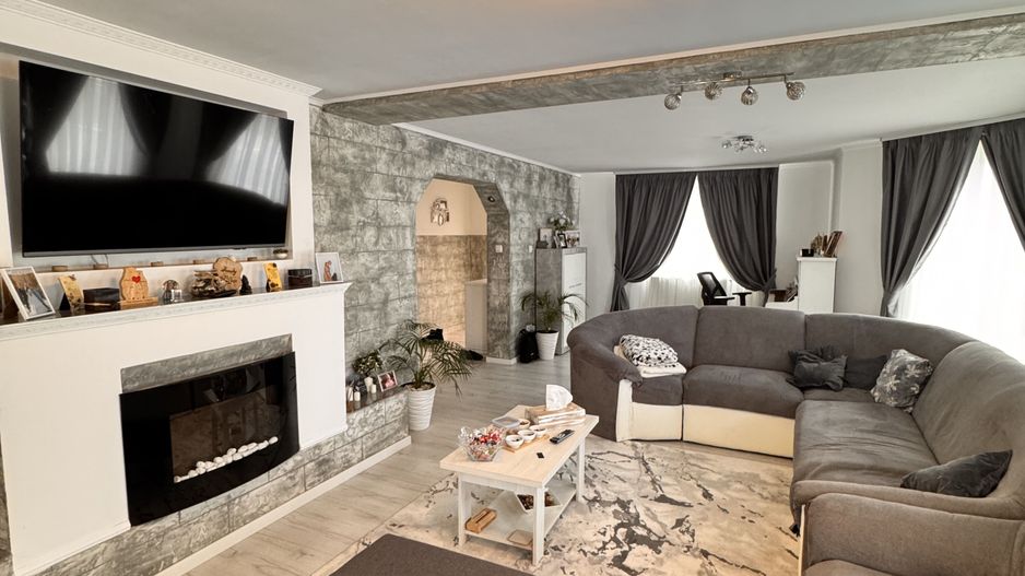 Vilă spațioasă cu 6 camere – Cartierul Viena, Oradea - Poză 4