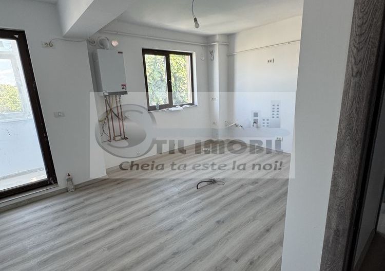 Apartament 4 camere, 109 mp,loc de parcare Tatarasi 220000 euro - Poză 2