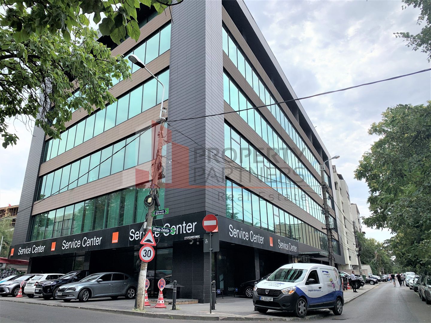 Spatiu de birou in nordul capitalei Bucuresti - Poză 1