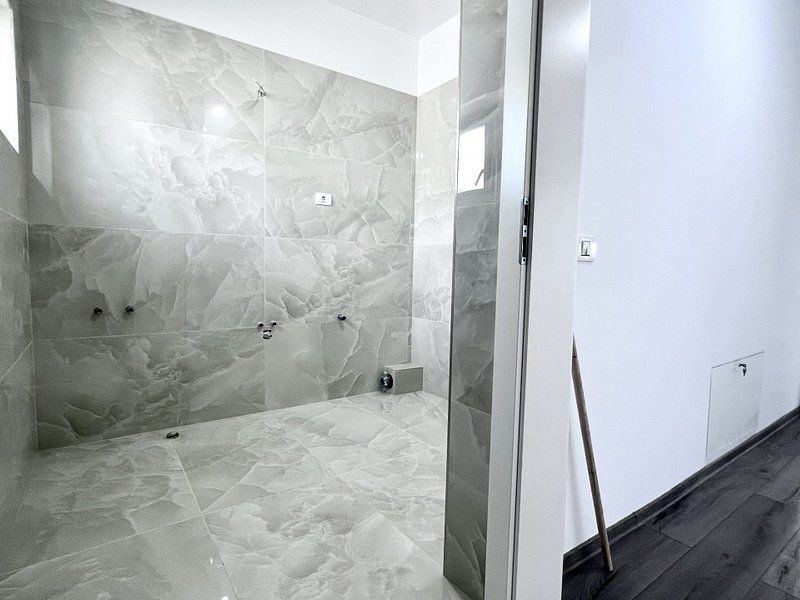 Duplex 5 camere, zona liniștită - Socar -  Dumbrăvița - Poză 17