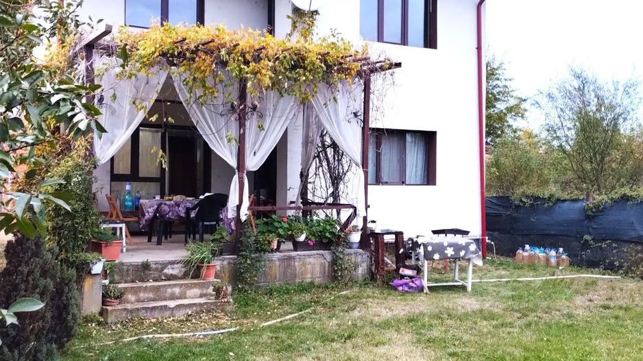 Vilă individuală 6 camere, teren 903 mp ! - Poză 5