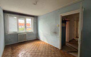 Apartament cu 2 camere decomandat in centrul orasului - Poză 2