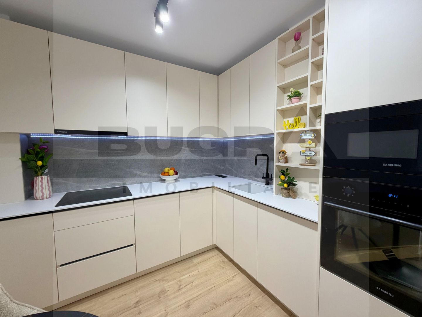 Apartament 2 camere, finisat, parcare, zona Elite - Poză 3