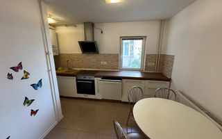 Disponibil imediat. Etaj 1. Centrala proprie. Vedere pe 2 parti. - Poză 6