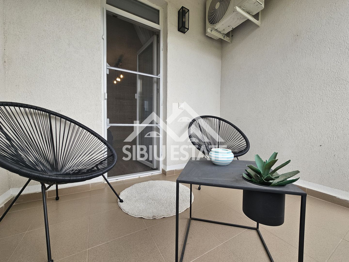 Apartament modern 2 camere Sibiu 2 parcari - Poză 8