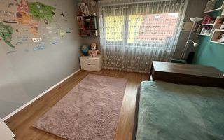 Duplex cu 5 camere de vanzare  în zona Aradului - Poză 39