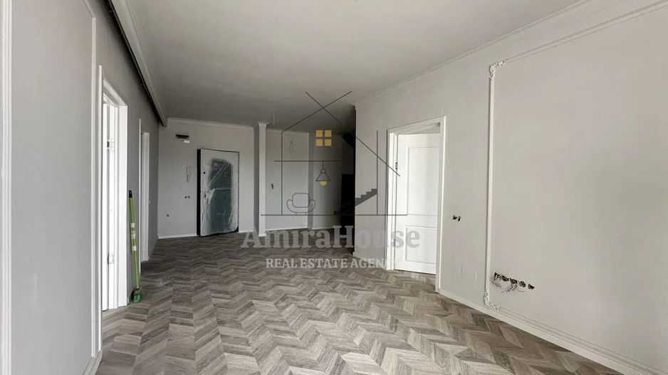 Apartament 3 camere cu CF, finisat, imobil nou, zona pod Ira - Poză 1