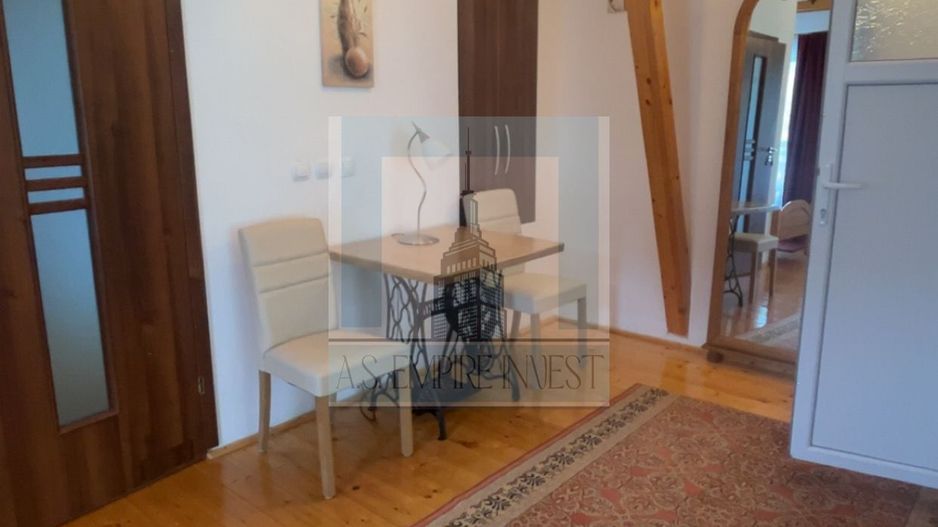 Pensiune superbă de închiriat in Predeal - Poză 1