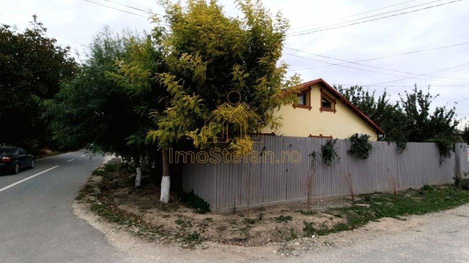 Gospodarie rustica, completa si accesibila în Cobadin - Poză 20