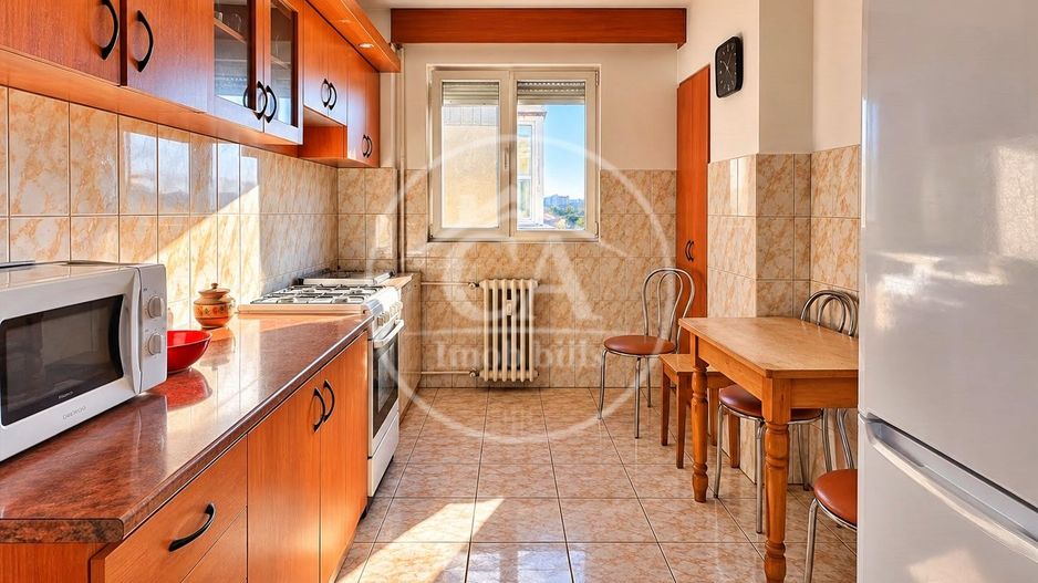 Apartament de vanzare cu doua camere in zona Dacia Oradea - Poză 5