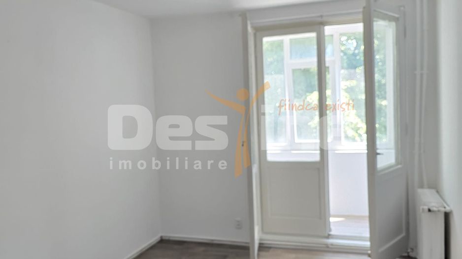 APARTAMENT 3 CAMERE SEMIDECOMANDAT - Poză 14