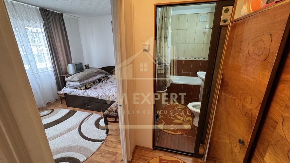 APARTAMENT 2 CAMERE ETAJ 4 CAMPULUNG VIȘOI - Poză 5