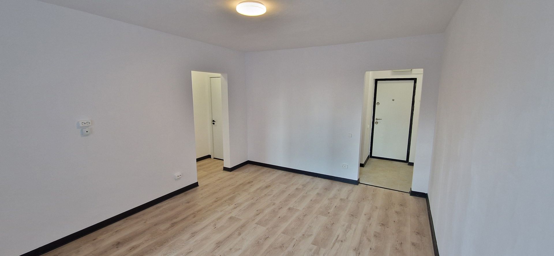 Proprietar - Vand apartament 2 camere Zona Drumul Taberei - Poză 2