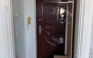 Garsoniera in bloc mixt langa metrou Gorjului, Militari - Poză 7