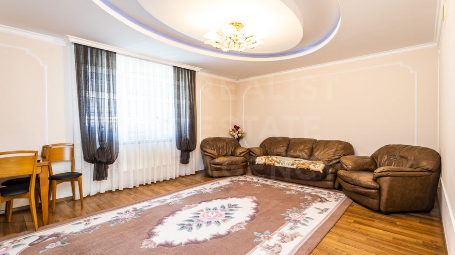 Vânzare, casă, 2 nivele, 4 camere, strada 31 August 1989, Centru - Poză 2