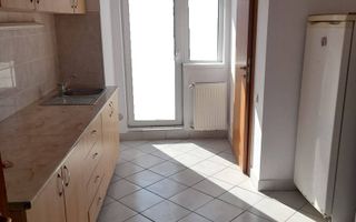 Apartament spațios cu 3 camere și garaj, Zorilor - Poză 3