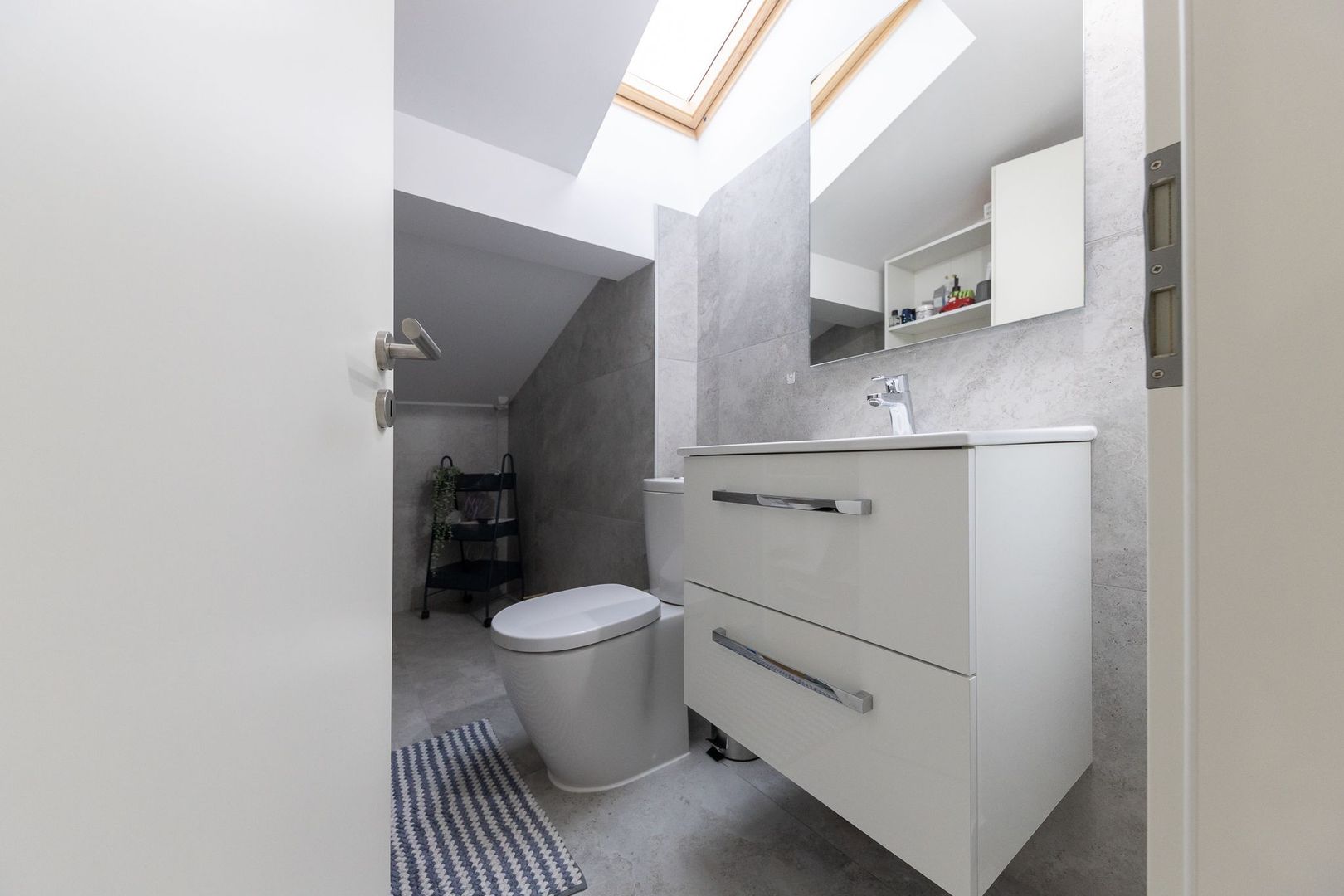 Apartament 3 incaperi & 2 bai – Mobilat, Utilat, Gata de Mutare! - Poză 16