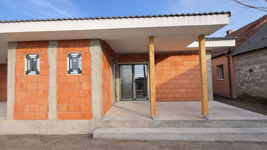 Comision 0% Duplex Albina construcție din cărămidă, 74 mp utili, teren 334 mp - Poză 2