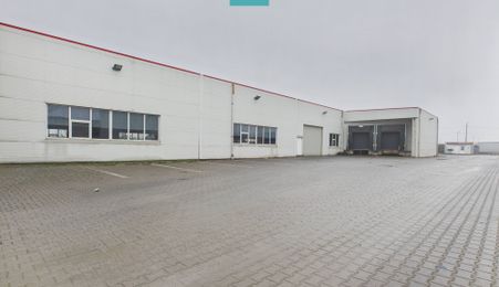 Hală industrială de 4.155 mp Calea Borșului