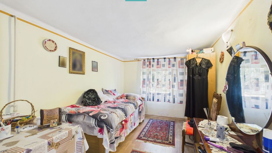 Casă cu 3 dormitoare în Bătania - Poză 8