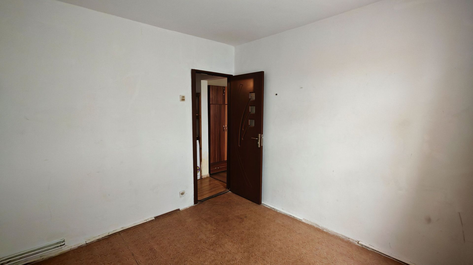 Apartament 2 camere,parter,semidecomandat,zona Coca Cola - Poză 12