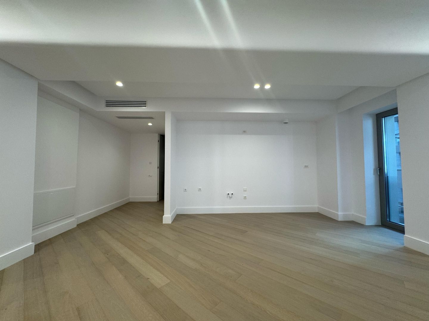 3 CAMERE LUX| 90 mp -Cortina 126| EROU IANCU NICOLAE - Poză 3