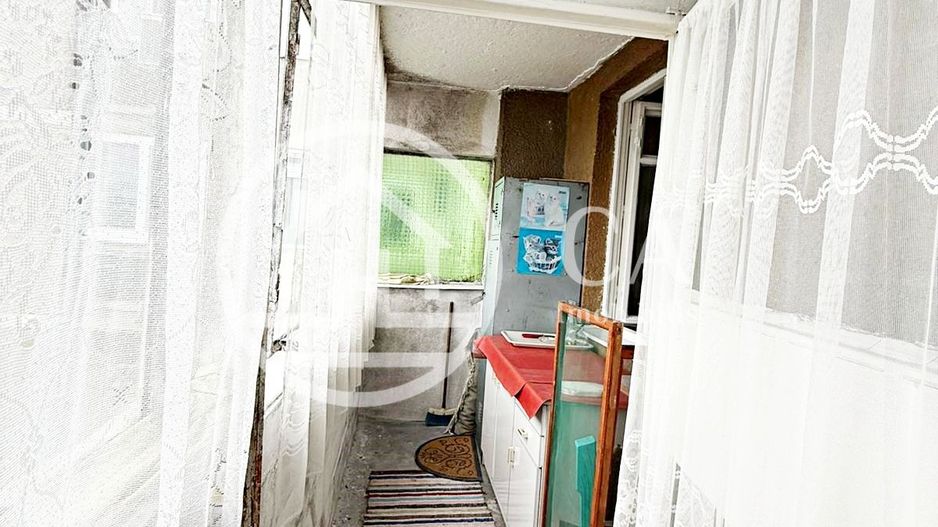 Apartament cu 3 camere de inchiriat in zona Rogerius, Oradea - Poză 13